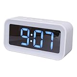 MENDUNER Reloj Digital Dual, Pantalla LED Compacta, Volumen de Brillo Ajustable con 8 Modos de Color, 2 Recordatorios, Atenuador de 5 Niveles, para Dormitorio, Mesita de Noche, Niños y (White)