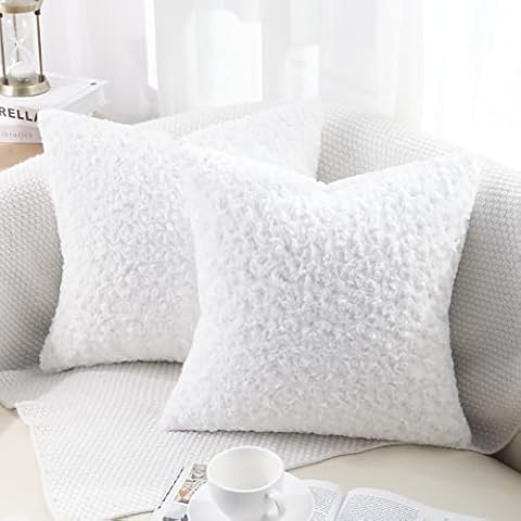 decorUhome Set of 2 Fur Cushion Covers Decorative Faux Fur Pillow Case for Sofa, White, 18 x 18 inch/45x45cm Cover
