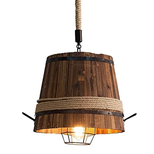 Lustre en bois de navire et corde suspendue pour un esprit loft marin