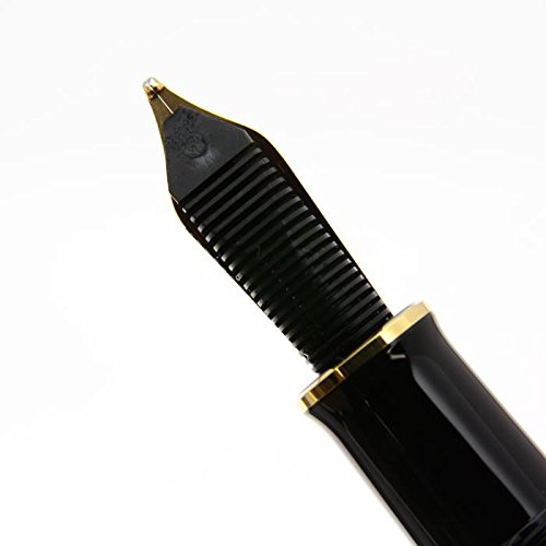 K*s様 中古 万年筆 ペリカン スーベレーン M-1000 黒 2015年購入