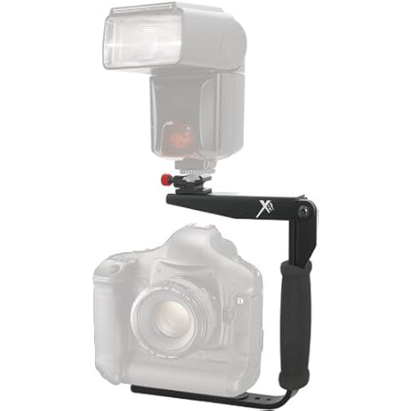 Xit XTRTFB 180Degree Quick Flip rotating Flash Bracket (Black)