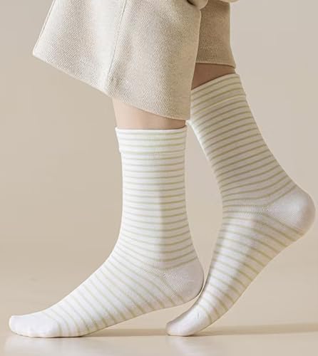 Image of Women's Seamless Striped Crew Socks 2-Pack