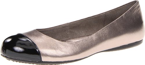 SoftWalk Womens Napa Ballet Flat