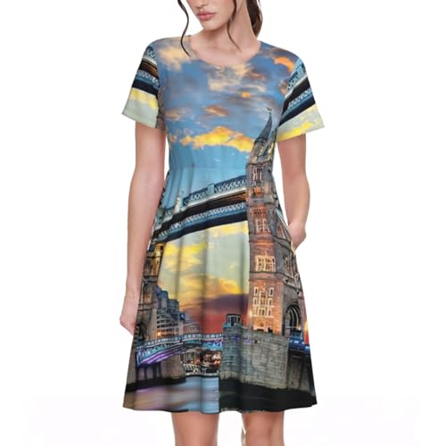 Robe d'été mi-longue à motif floral raffiné et finitions soignées