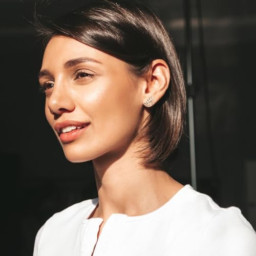 Small Rhinestone Earring Stud for Women Dainty Marquise Crystal Cluster Wedding Earring3