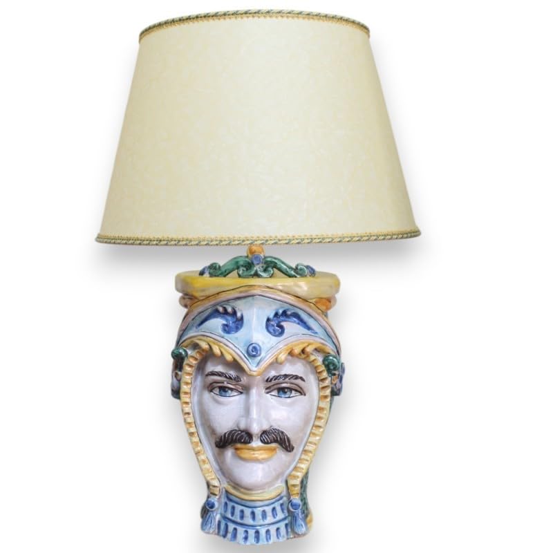  SICILIA BEDDA CAPACI Lume Testa Paladino, Ceramica di Caltagirone, h 80 cm ca. Effetto Craquelè e Lavorazione Martellata sul Retro dell\'elmo