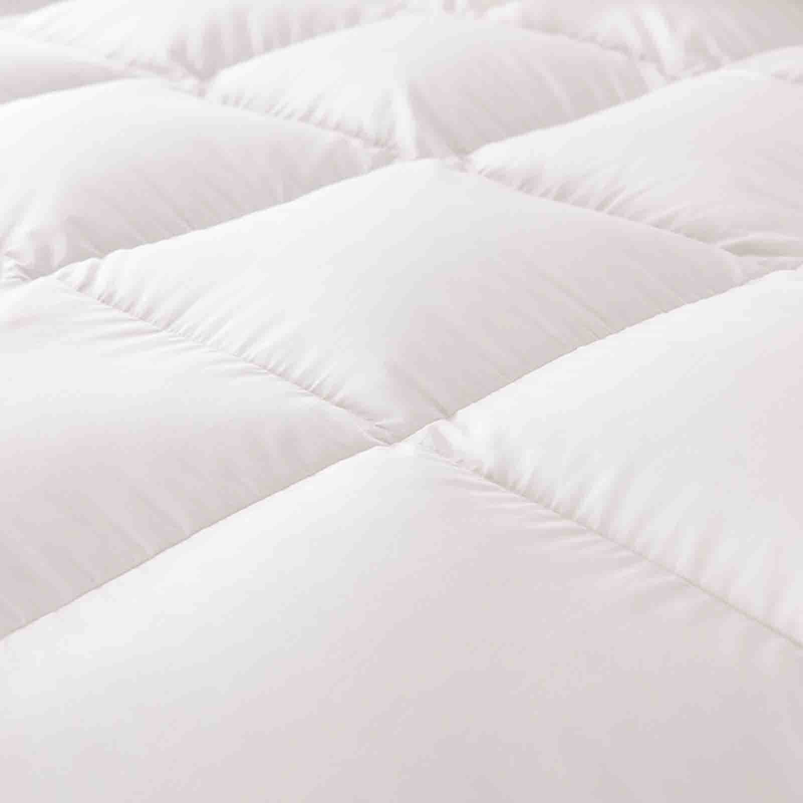 NZPOST Copripiumino da Letto, piumone in Piuma D'Oca per Tutte Le Stagioni, Imbottito in Piuma, Trapuntato in Cotone con linguette angolari (Bianco 200x230 cm 5 kg)
