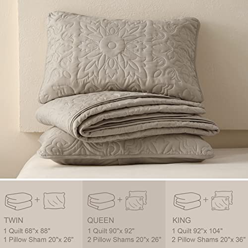 Whale Flotilla 3-Piece Queen Size Quilt Set, Soft Ultrasonic Embossed Bedding Set, Lightweight Bedspread Coverlet With Damask Vintage Pattern, Reversible Bed Cover For All Seasons, Light Grey #TOP6