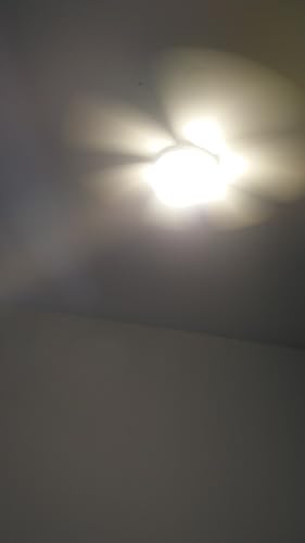 Beper Ventilateur De Plafond 40W Avec Lumière – Design Interchangeable, 2 Jeux De Pales, Télécommande, 3 Vitesses Et 3 Températures De Lumière