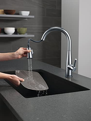 Delta Faucet Essa Touch Kitchen Faucet Brushed Nickel, Kitchen Faucets with Pull Down Sprayer, Kitchen Sink Faucet, Touch Faucet for Kitchen Sink, Touch2O Technology, Arctic Stainless 9113T-AR-DST