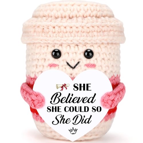Nurse Week Gifts for Women Female Nurse Appreciation Practitioner RN Nurses Gift 2026 Nursing School Graduation Gifts for Student Preceptor Handmade Crochet Pink Coffee Mug for Mom Sister Friend