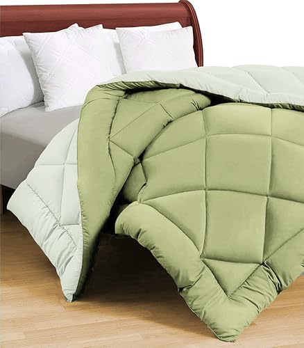 Image of Amazon Brand - Umi Summer Razzai All Season 220 GSM Ac Comforter Ultra Super Soft Fluffy Comforter (90 inch X 86 inch Inches /228Cm X 220Cm) - Double Bed Comforter|Green| Lightweight| Microfibre
