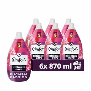 Comfort Ultimate Care Fuchsia Passion Ultra-Concentrated Fabric Conditioner bottle made of 100% recycled plastic* for complete clothes protection 6x 870 ml (348 washes)