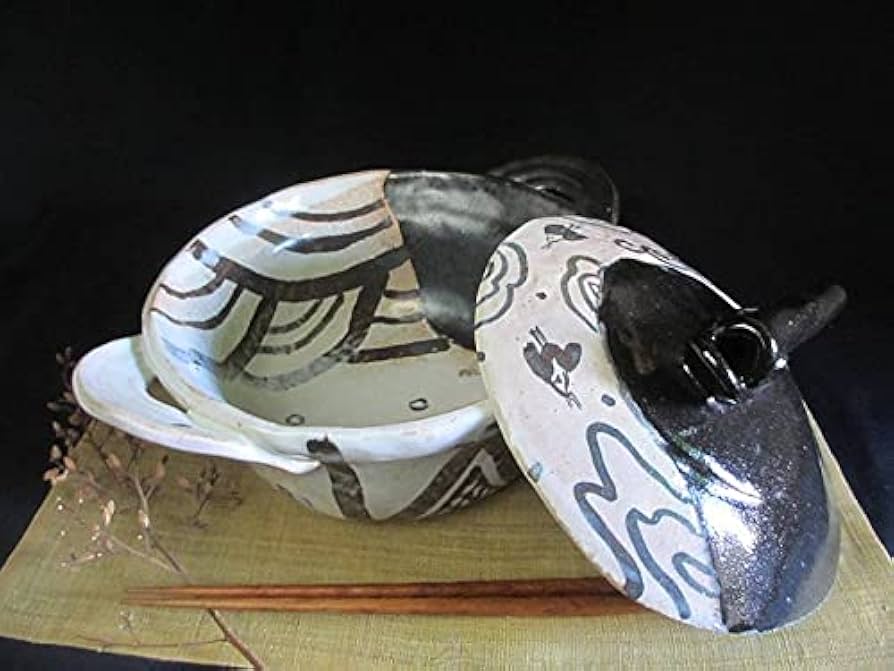 Amazon | 土鍋 陶芸作家 佐藤和次作 黒織部蟹絵土鍋(3人用) S