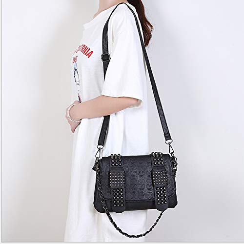 Bolsa de mano y bandolera negra estilo punk con calavera miniatura 4