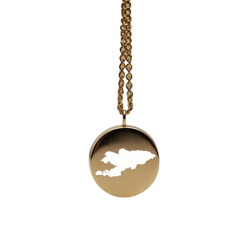 Pendentif carte du Kirghizistan en argent sterling plaqué or 14 carats, forme ronde de 24 mm et épaisseur de 1,5 mm, breloque Terre, bijou de voyage délicat | Médaillon gravé Aventure | LKB_MAP_413