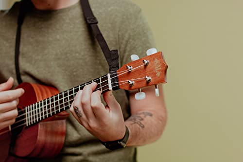 Levy’s Outdoor M19hok-blk Sangle de Guitare, Noir, M Mixte - Les Beatles, Paul McCartney, John Lennon, RIngo Starr, George Harrison Levy's Outdoor M19hok-blk Sangle de Guitare, Noir, M Mixte – Image 8