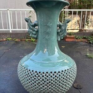 緑色陶器花瓶 獅子の持ち手付き 青緑色の持ち手付き陶器花瓶 青緑色 陶器 花瓶 獅子持ち手