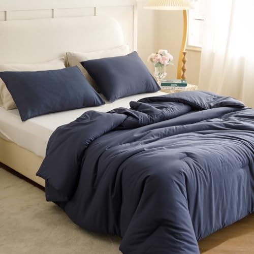 Image of ROSGONIA Oversized King Comforter 120x98, 3pcs Oversized Comforter (1 Navy Blue Comforter & 2 Pillowcases) Lightweight Warm Bedding Set Blanket Quilts