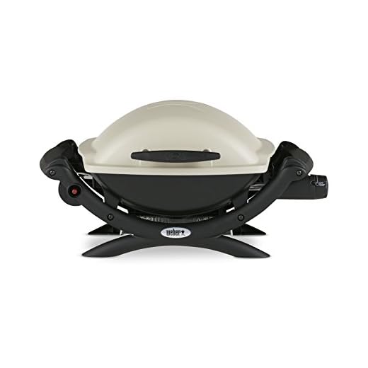 Weber Q1000 Liquid Propane Grill, Chrome