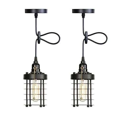 Suspension fer forgé pour sublimer un plafond haut et sombre