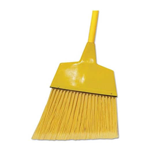 Boardwalk Angled-Head Lobby Broom