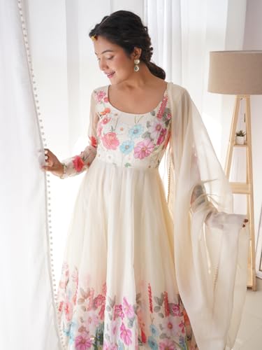 Image of Naixa Women's Organza Printed Straight Kurta with Pant and Dupatta Set (NK-401)