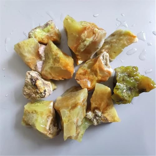 Piedra de cristal natural con collar porta piedras ideal como regalo original de mineralogía 4