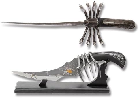 Fantasy Master FM-542 Knife Display 13-Inch Overall