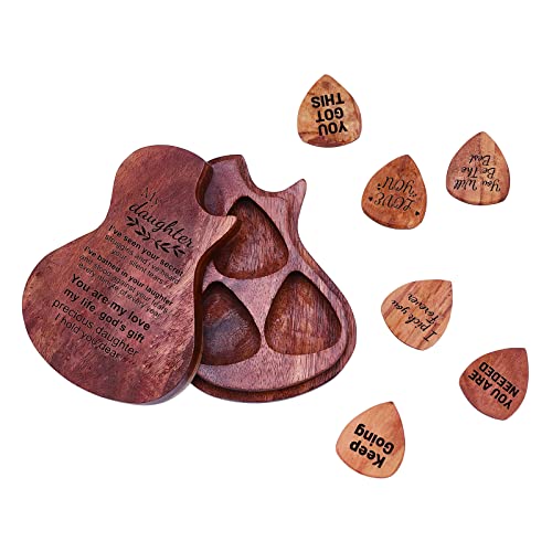 SUPERDANT Ma Fille Thème Guitare en Forme de Guitare en Bois Boîte de Médiators avec 6 Pcs Triangle en Bois Médiators de… - Les Beatles, Paul McCartney, John Lennon, RIngo Starr, George Harrison SUPERDANT Ma Fille Thème Guitare en Forme de Guitare en Bois Boîte de Médiators avec 6 Pcs Triangle en Bois Médiators de…