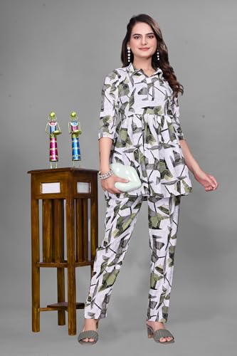 Image of Women Crepe 3 /4 Sleeves V Neck Cord Set Featuring Floral Pattern Design 2 Piece Ethnic Wear Set