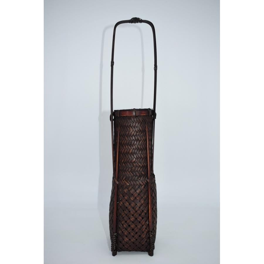 最高級品 茶道具竹 花籠 網代細工 Amazon.co.jp: 茶道具 染竹 網代 手付き 籠 篭 花入 茶道 t ms08