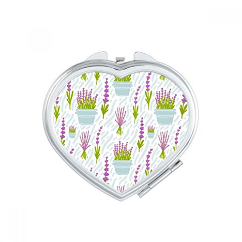 Miroir de maquillage lavande dans le sac pour retouches en voyage