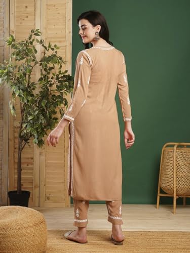 Image of BHARVITA Women's Cotton Blend Lucknowi Embroidered Chikankari Straight Kurta, with Pant Set
