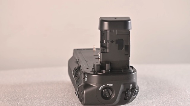 BG-R10 Battery Grip Replacement For Canon EOS R5, R5C, R6 1 LP-E6NH Charger - View #10