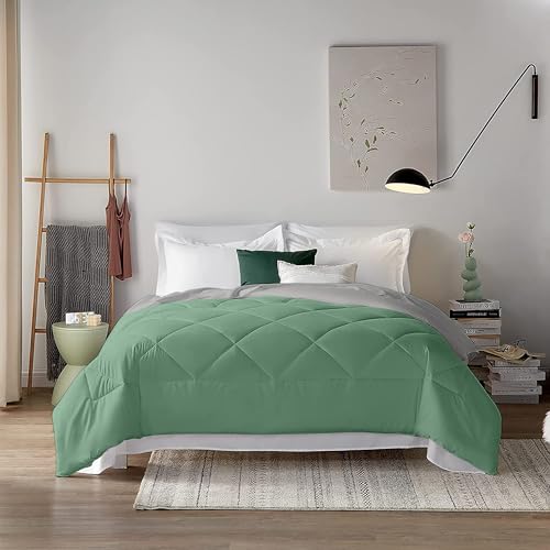 Image of Filbert 600 GSM Comforter for Double Bed | Super Warm Winter Quilt /Rajai | Thick Microfiber Blanket with Cloud-Soft Fill | Luxury Bedding for Winters - 90x100 Inch | Sage /Silver
