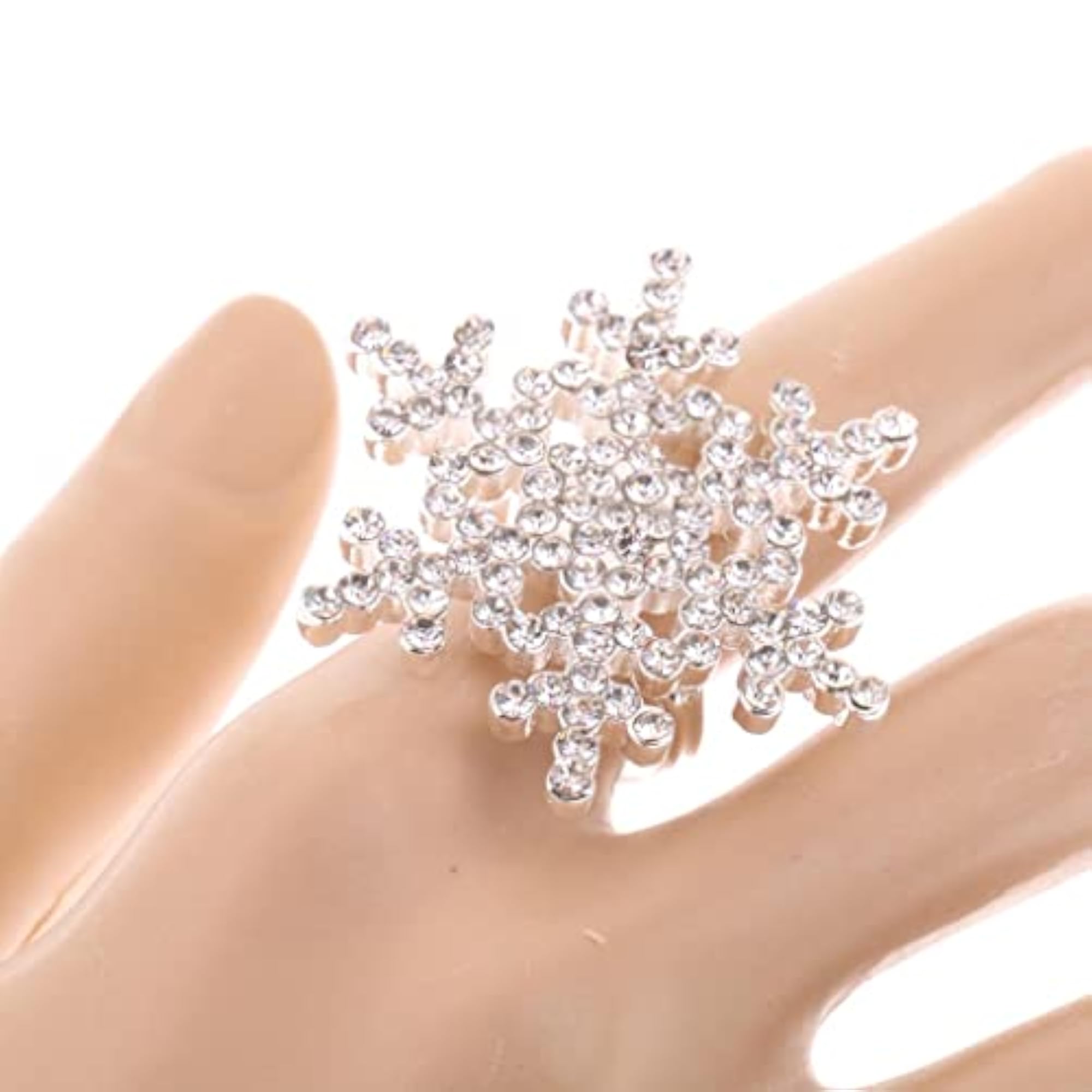 Charming Rhinestone Snowflake Finger Ring, Perfect for Parties