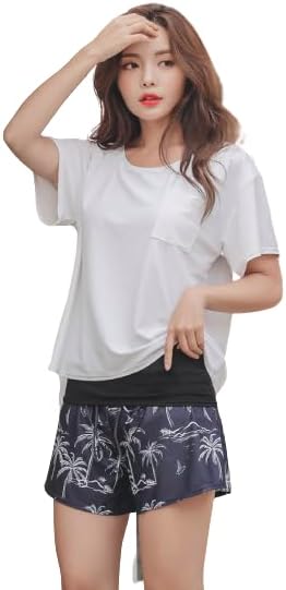 大人女性に嬉しい！体型カバーも叶うタンキニ水着で夏のおしゃれを満喫