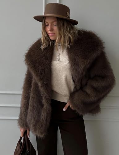 Wyeysyt Womens Faux Fur Coat Cropped Fluffy Shaggy Jacket Long Sleeve Lapel Winter Furry Coat Outwear3