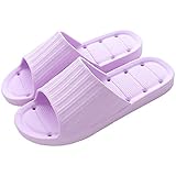 Das verwendete Material ist Kunstleder, das leicht zu reinigen ist.