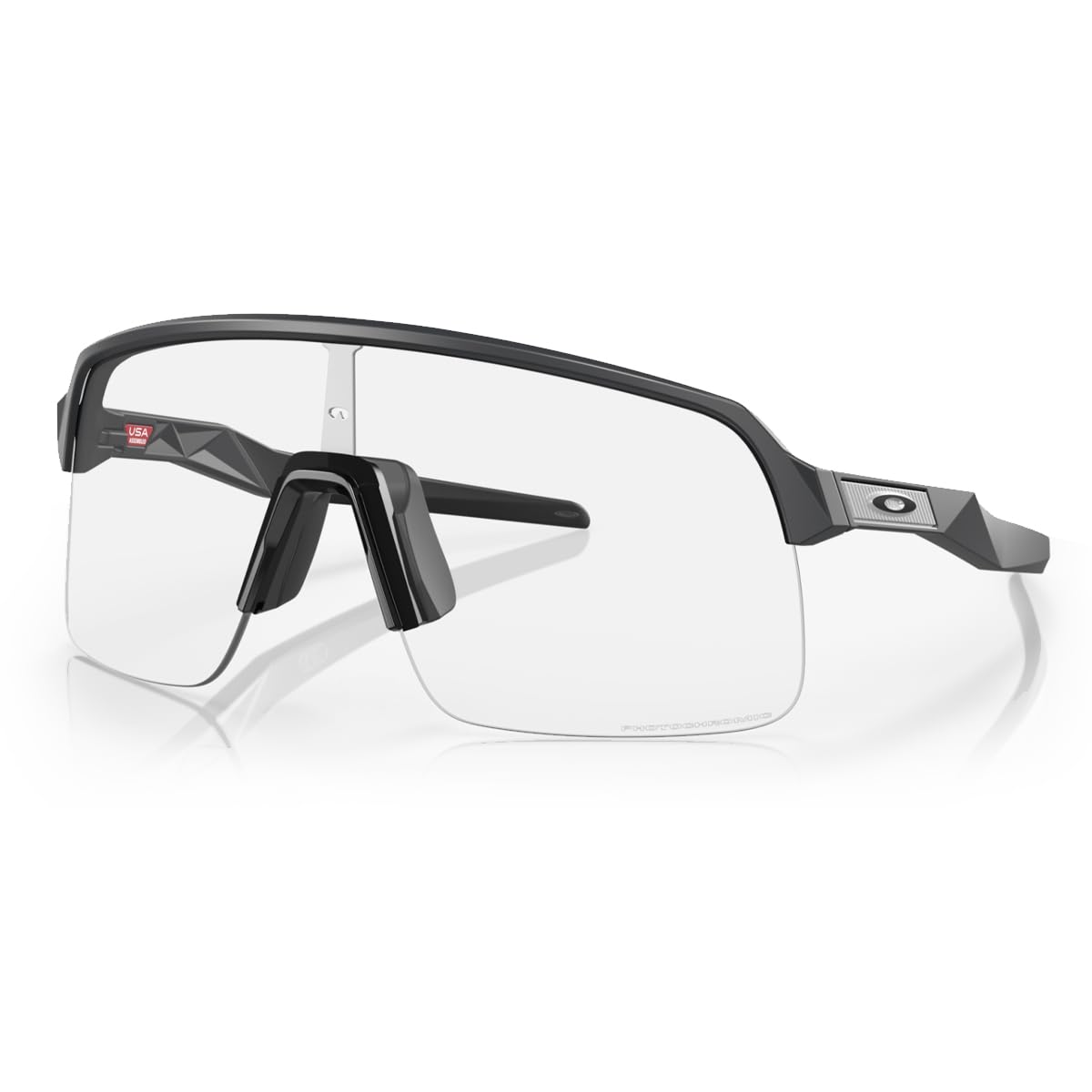 Oakley Unisex Sunglasses Matte Carbon Frame, Clear to Black Iridium Photochromic Lenses, 0MM