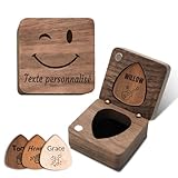 Personnalisation Exclusive: Offrez un mediator guitare personnalisé gravé d'un nom, d'une date ou d'une citation spéciale. Bien plus qu'un simple accessoire guitare, chaque set devient un objet à forte valeur sentimentale, parfait comme cadeau guitariste inoubliable pour un anniversaire, un succès ou une fête. La boîte en bois élégante complète ce présent parfait