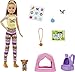 Barbie HDF70 - „Barbie im Doppelpack! Camping" Spielset mit Stacie Puppe (ca. 23 cm) & Hündchen , Tierzelt, Tiertrage, Stickerbogen & Camping-Zubehör, Spielzeug Geschenk für Kinder ab 3 Jahren