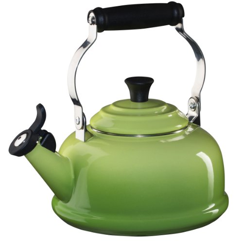 Le Creuset Q3101-4P Enamel-on-Steel Whistling Teakettle, 1-4/5-Quart, Palm