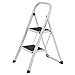SONGMICS Trittleiter, Leiter mit 2 Stufen, Klapptritt, Klappsicherung, einfach zu verstauen, bis 150 kg belastbar, vom TÜV GS nach EN14183 zertifiziert, weiß GSL12WT
