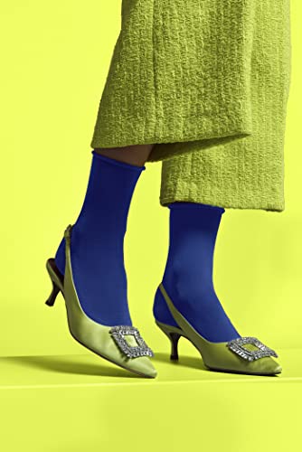 FALKE Women's Active Breeze Socks, Cooling Effect, Crew Length, Sweat Wicking Activewear, Sporty Coolmax Clothing, Grey (Light Grey Melange 3216), 8-10.5, 1 Pair3