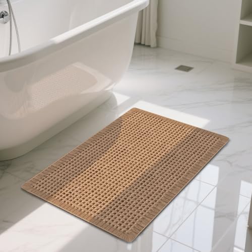 Mavicen Waffle Badteppich, 43 * 61cm Superabsorbierende Badematte rutschfest, Maschinenwaschbare Bequeme Badezimmerteppich mit Quasten, Stilvolle Badematte Boho für Badezimmerboden (Braun)