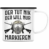 Trendation - Paintball Emaille Tasse Geschenk Männer Der Tut Nix Paintballspieler Geschenkidee Lustig (Schwarz)