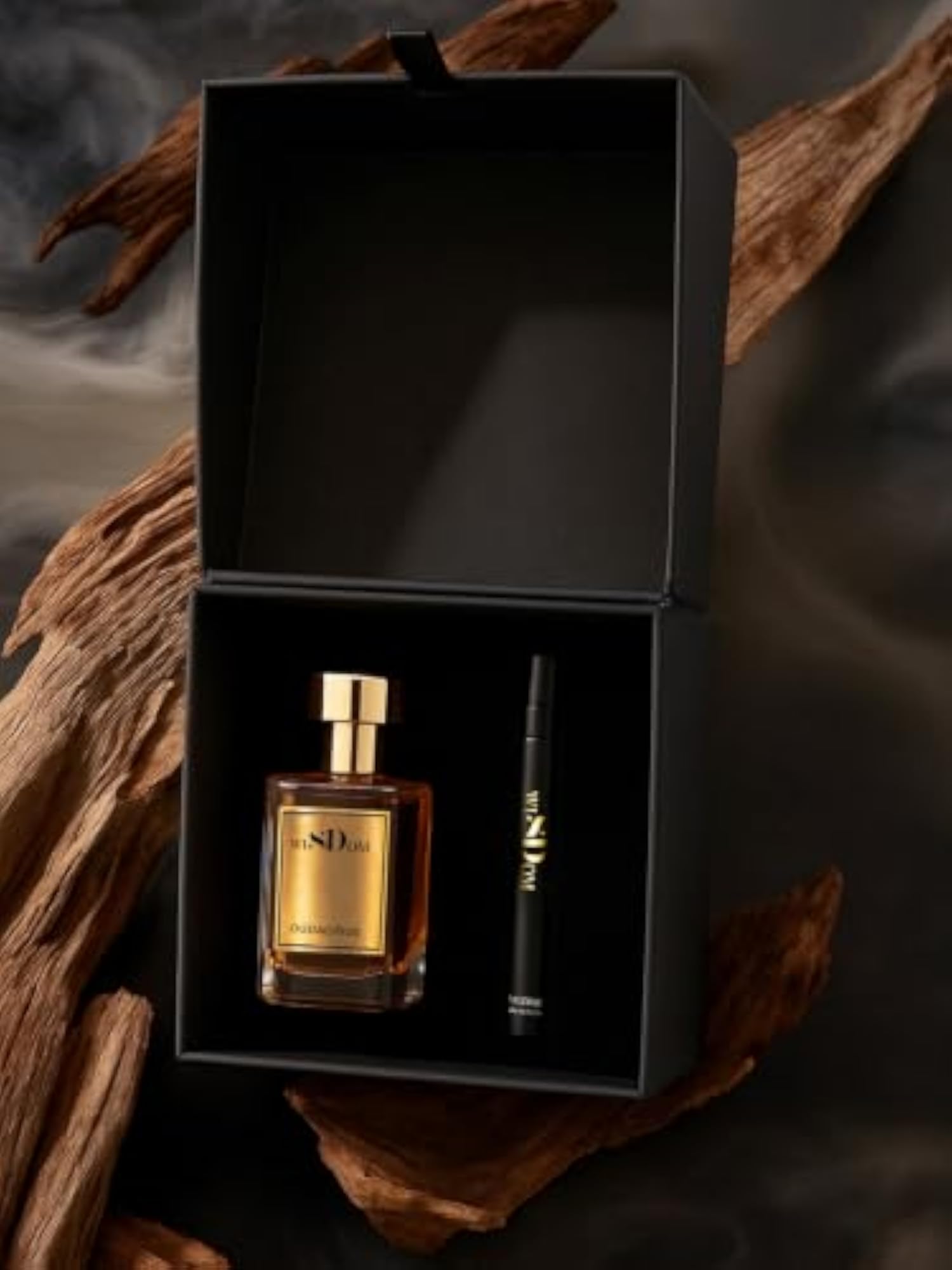 Unisex OUDACIOUS Luxury Eau de Parfum, Rich Oud & Rose