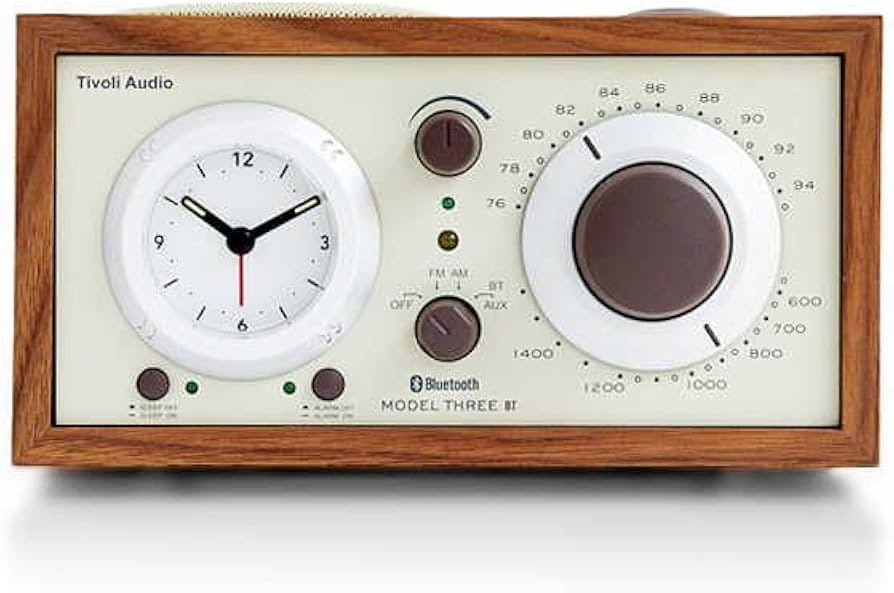 パンキチ　【美品・動作品】Tivoli Audio　Model Three Tivoli Audio ブルートゥーススピーカー スピーカー ラジオ Model